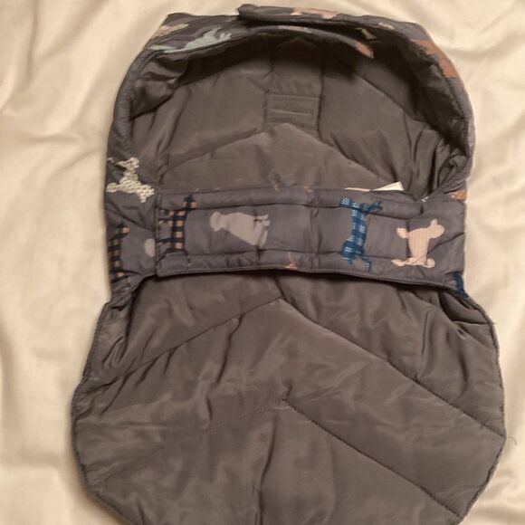 Land’s End Dog Puffer Vest adjustable Grey polkadot plaid dog print Medium - Picture 7 of 17